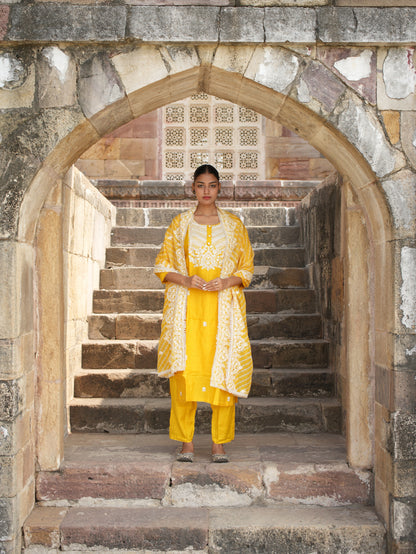 Yellow French knot suit set with beautiful threadwork