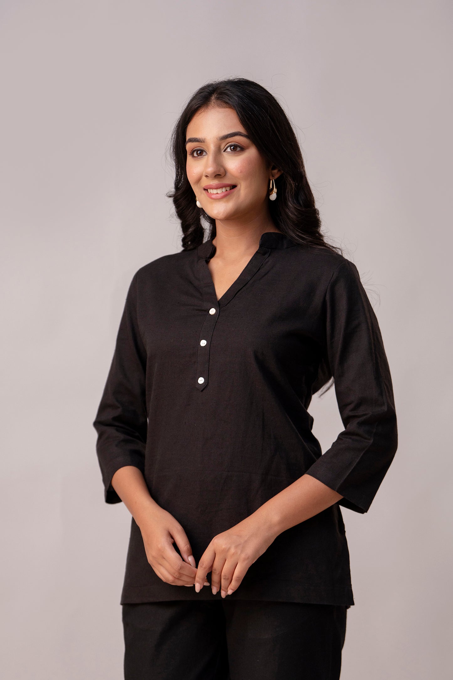 Black Solid Short Kurti