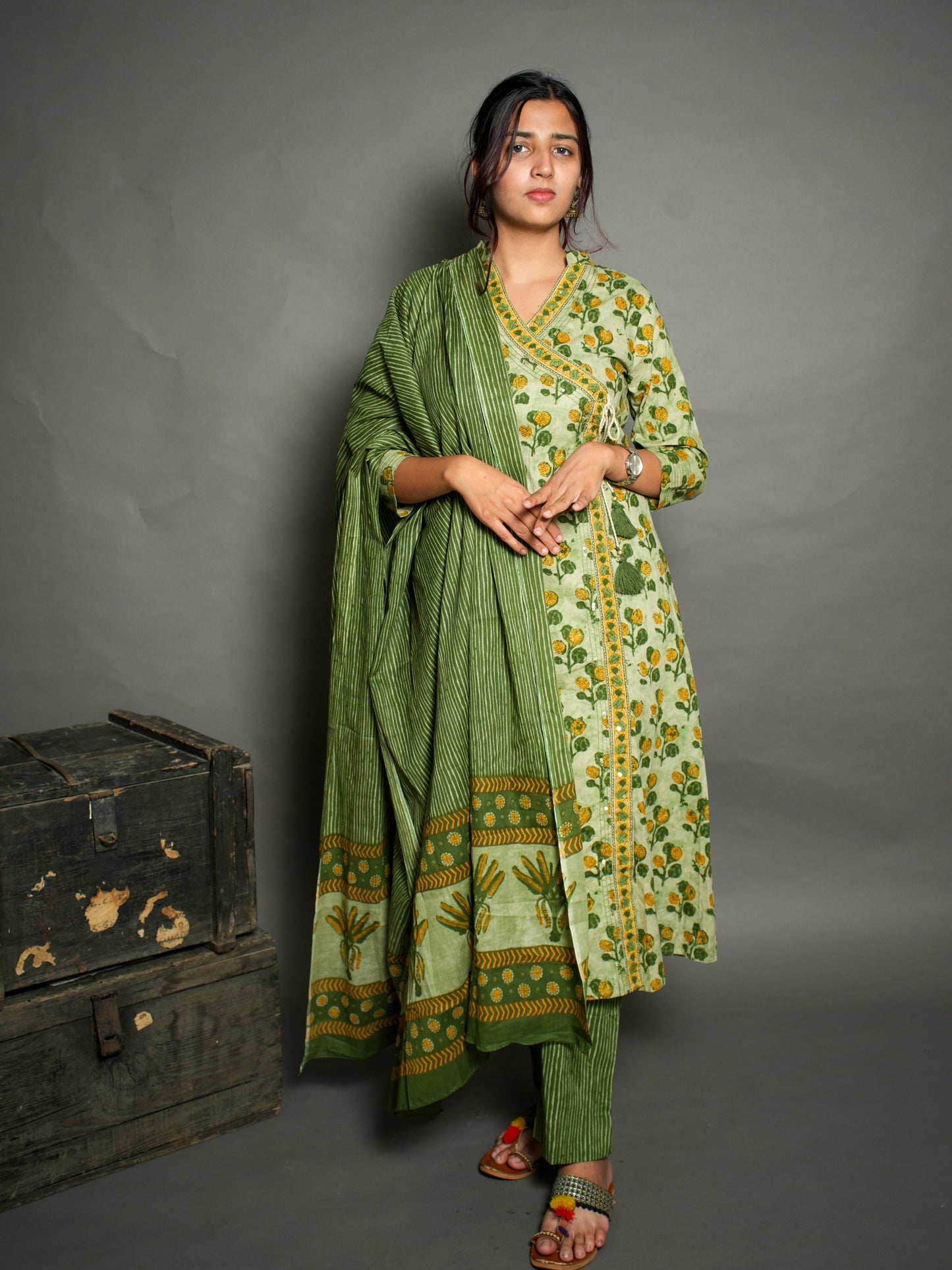 Cotton Angrakha suit set with beautiful handprint